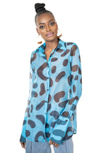 Load image into Gallery viewer, Latisha Button Up - Blue Leopard
